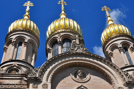Kuppeln der russisch-orthodoxen Kirche auf dem Neroberg Wiesbaden