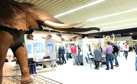 Jugend forscht /Jugend experimentiert Präsentation der Projekte im Saal der Wale und Elefanten. Foto © massow-picture