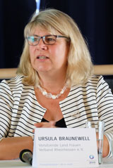 Ursula Braunewell, Winzerin und Vorsitzende Land Frauen Verband Rheinhessen.© massow-picture