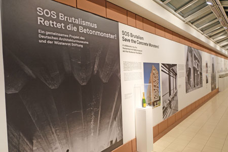 SOS-Brutalismus - Architektur-Museum Frankfurt Foto: Diether v. Goddenthow