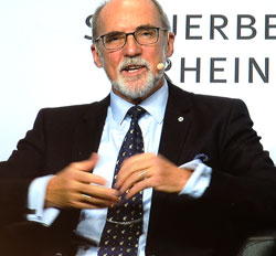 Dr. Egelbert J. Günster, Präsident der Industrie- und Handelskammer für Rheinhessen. © Foto: Diether v. Goddenthow