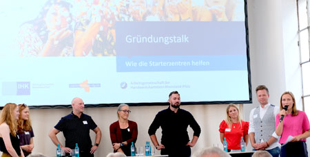 Gründer-Talk  bei der Jubiläumsfeier 20 Jahre Starterzenten Rheinland-Pfalz.© Foto Diether von Goddenthow