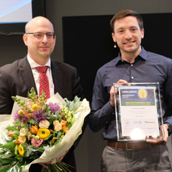 Laudator Dr. Florian Rückerl  mit zweifachem Preisträger Dr. Daniel Keppeler © Foto Diether von Goddenthow