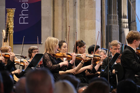 Das 36. Rheingau Musik Festival wurde am 24. Juni 2023 feierlich in der Basilika Kloster Eberbach eröffnet. © Foto Diether von Goddenthow 