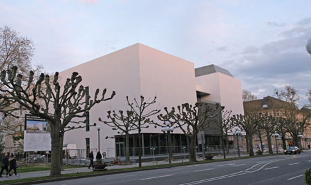 Das Museum Reinhard Ernst (mre) wird in der ersten Hälfte 2024 eröffnet werden. © Foto: Diether von Goddenthow